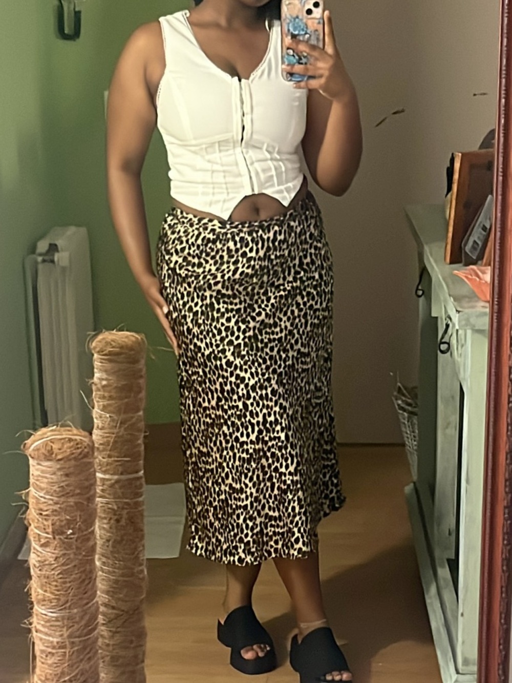 KIRIOUS White Hook-and-Eye Corset Top